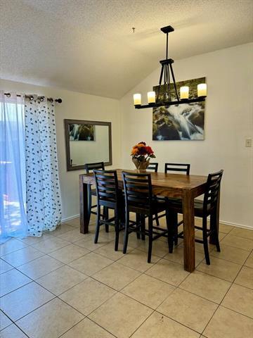 Building Photo - 4813 Thistledown Dr