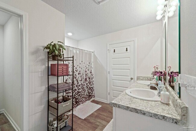 Building Photo - 969 Jacobs Way