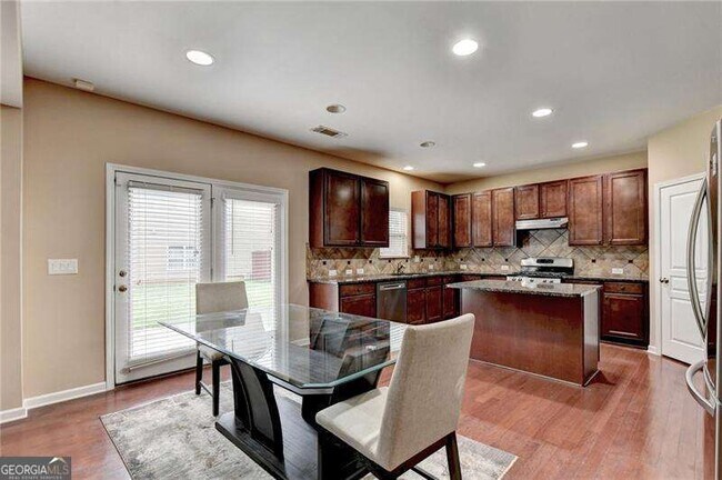 Building Photo - 4228 Woods Creek Ln