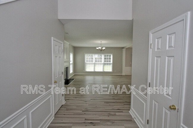 Building Photo - 11700 Bentham Ct