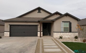 Building Photo - 2902 Browning Ave