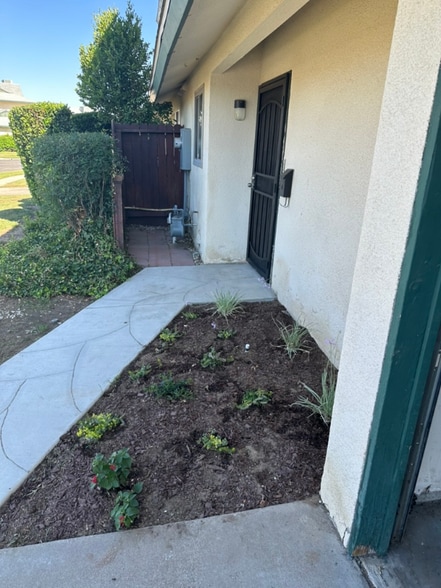 Primary Photo - 4858 N Winery Cir