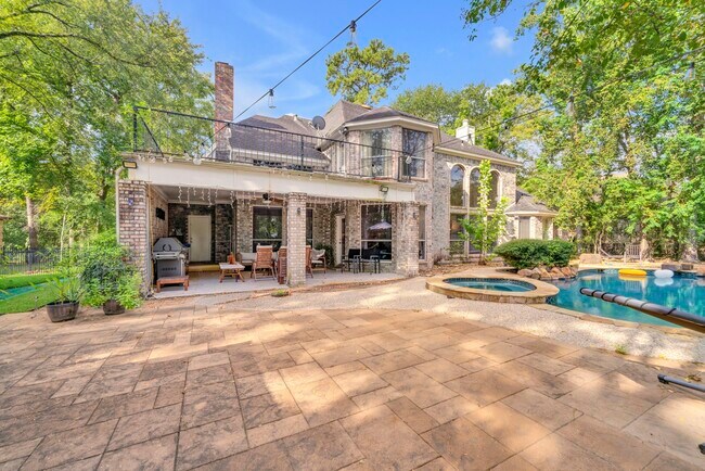 Primary Photo - 70 N Skyflower Ct