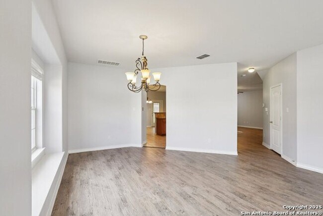 Building Photo - Welcome to your dream home-a stunning 4-be...