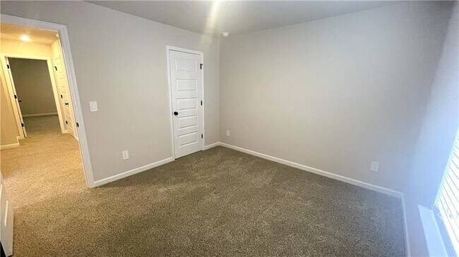 Building Photo - 2294 Grape Vine Wy