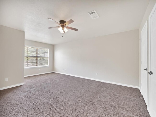 Building Photo - 130 Bolero Way