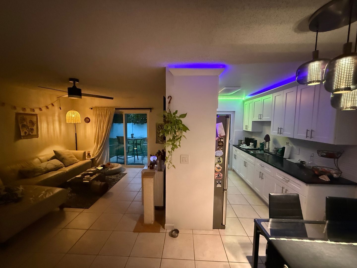 Building Photo - 119 N Alderwood St