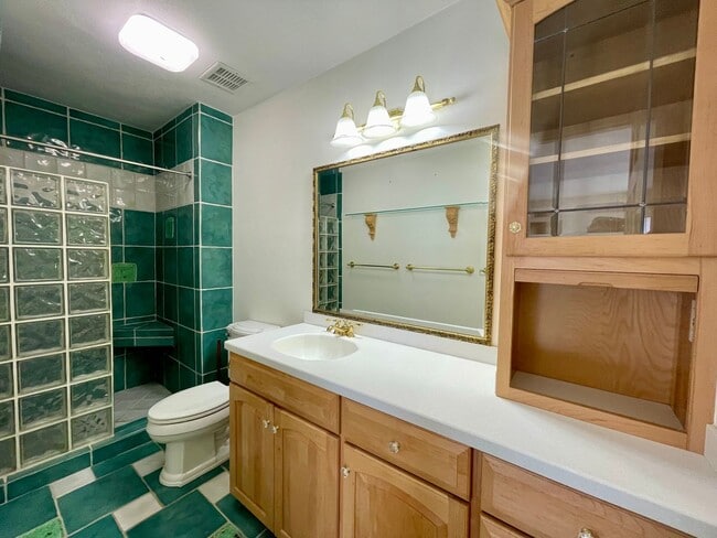 Building Photo - 3 Bed 2.5 Bath Chesapeake Bay Townhome!