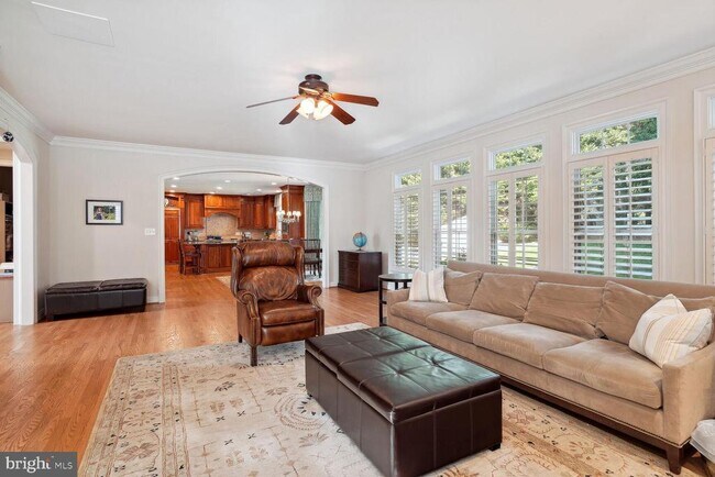 Building Photo - 1577 Maddux Ln