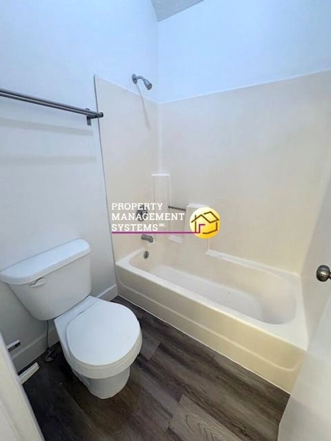 Building Photo - 2 Bedroom Condo in Taylorsville!