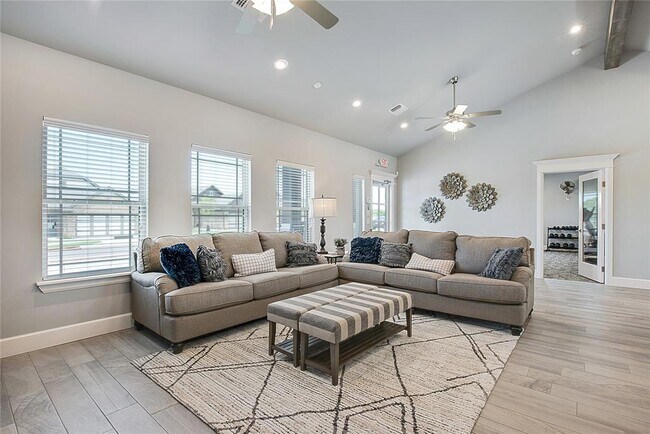 Building Photo - 12712 NW 2nd St