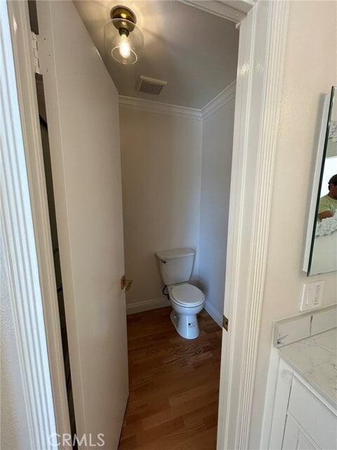 Building Photo - 1734 N Yurok St