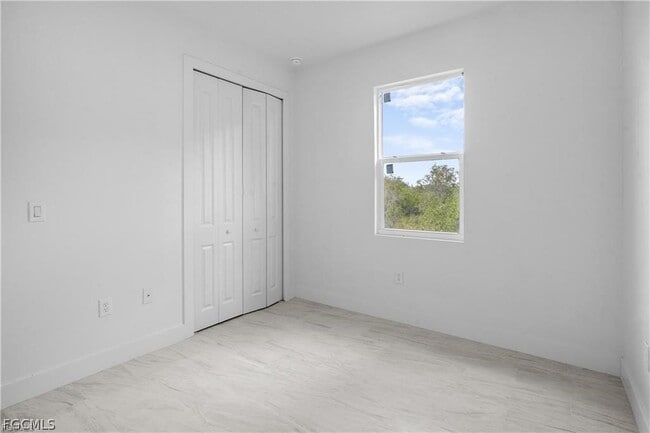 Building Photo - 656 Grant