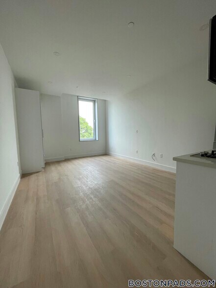 Building Photo - 1127 Harrison Ave
