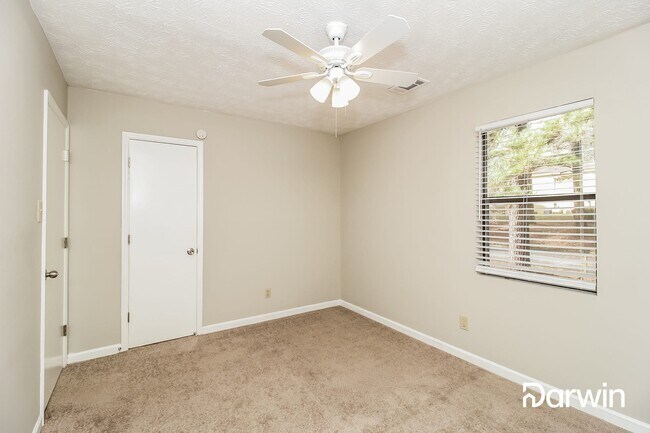 Building Photo - 4594 Old Lake, Decatur, GA 30034