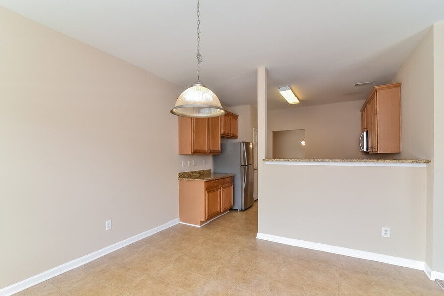 Building Photo - 4935 Mundy Ct