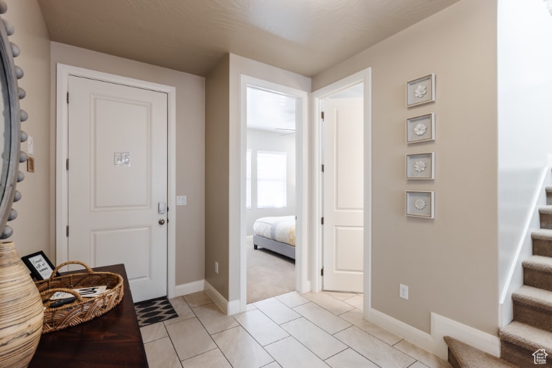 Building Photo - 273 N Puerta Dr