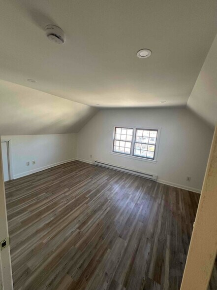 Building Photo - 175 Mansfield Ave