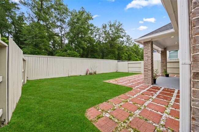 Building Photo - 10636 Wild Chives