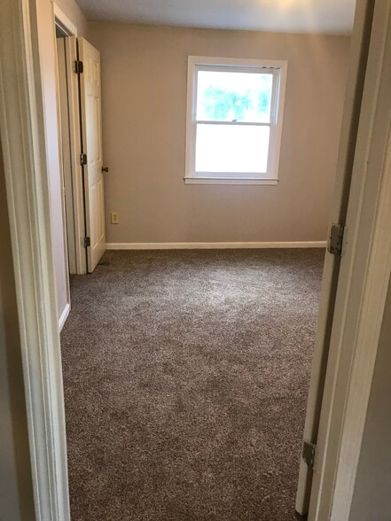 Building Photo - 1110 Broad St