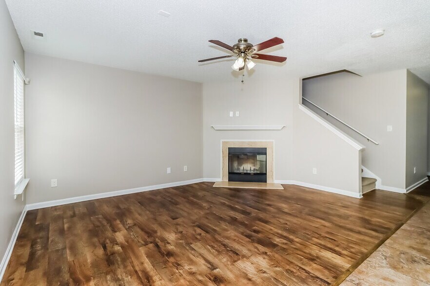 Building Photo - 2203 Pimpernel Rd