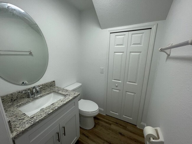 Building Photo - ANNUAL RENTAL - VISTAS AT HERITAGE BAY - 2 BED + DEN/ 2.5 BATH TOWNHOUSE