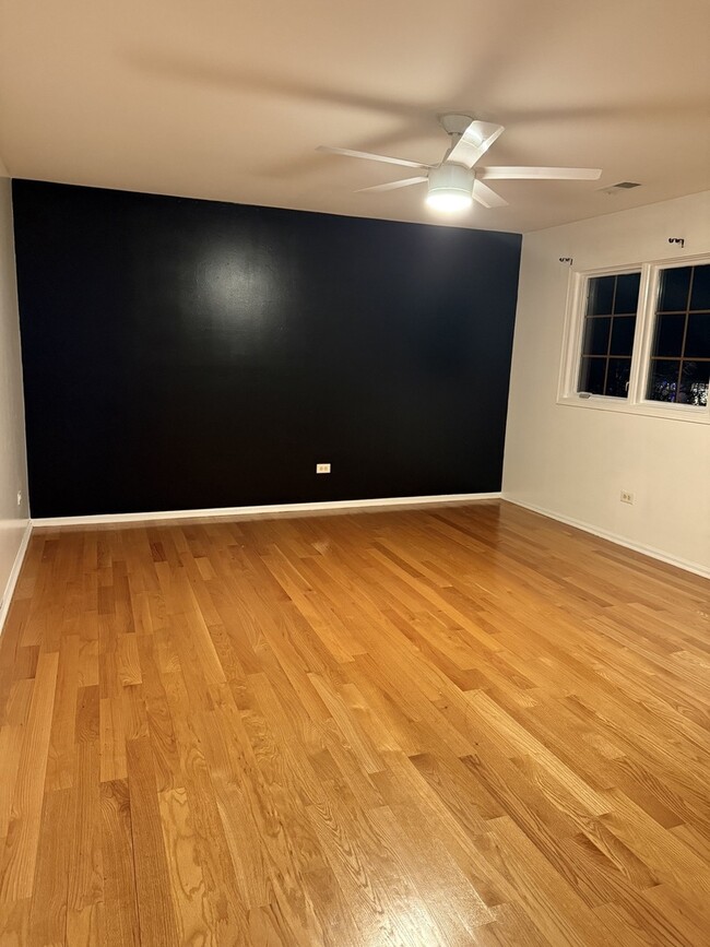 Building Photo - 17312 Valley View Dr