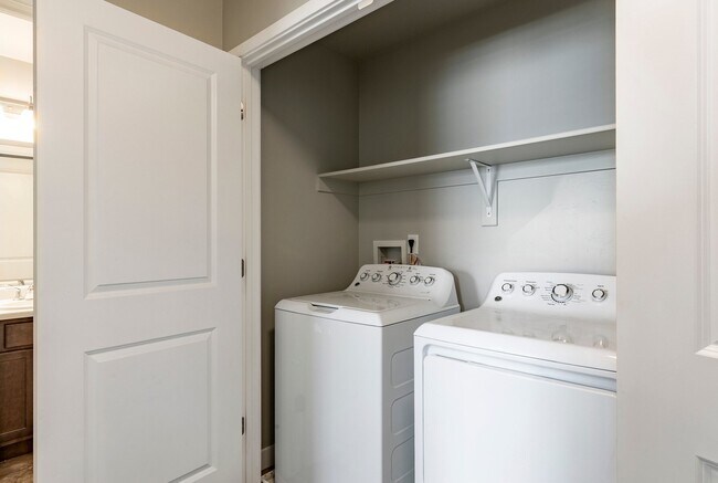 Building Photo - 5161 Stockfield Ln