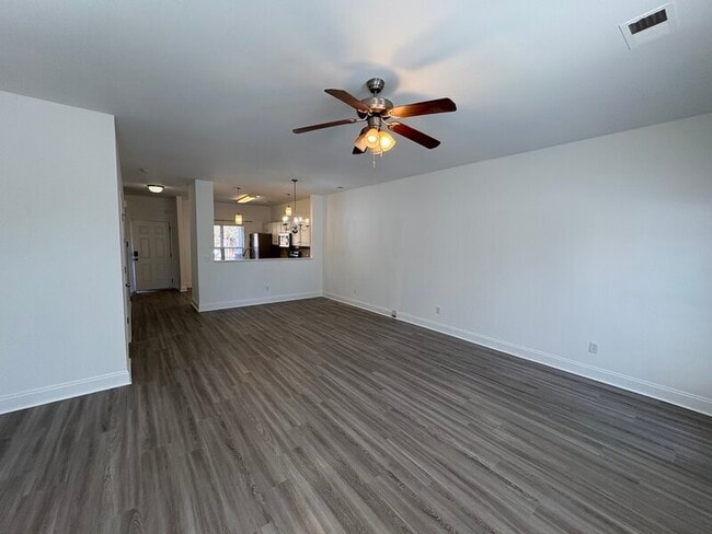 Building Photo - 1921 Wayne St