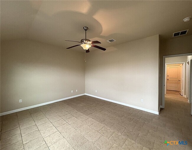 Building Photo - 3807 Flatrock Mountain Dr