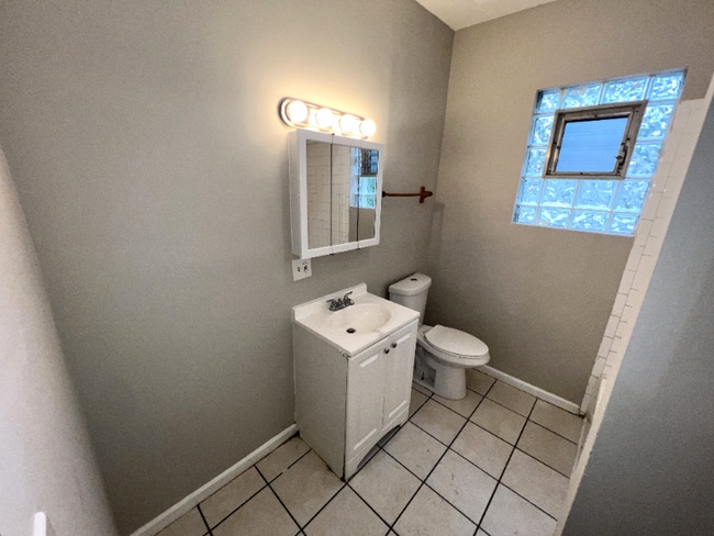 Building Photo - 11615 S Harvard Ave