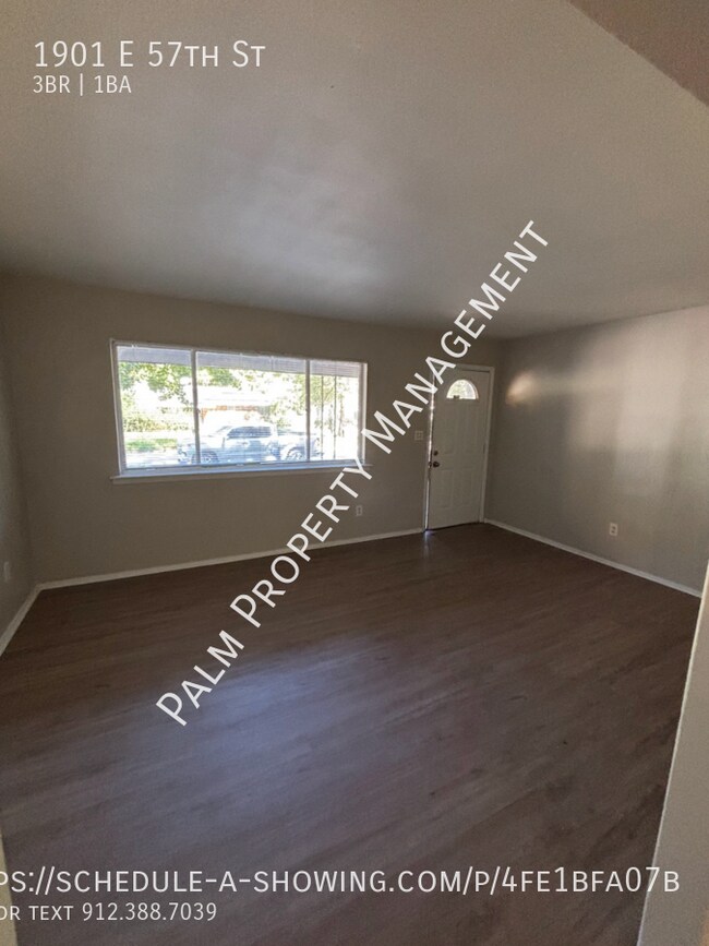 Building Photo - 1901 E 57th St