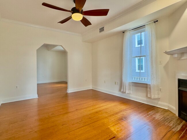 Building Photo - 625 Goldsborough St