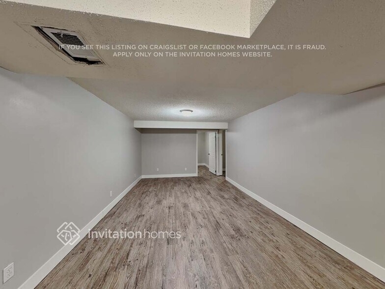 Building Photo - 19857 E Cornell Ave