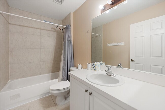 Building Photo - 3134 Coral Ridge Dr