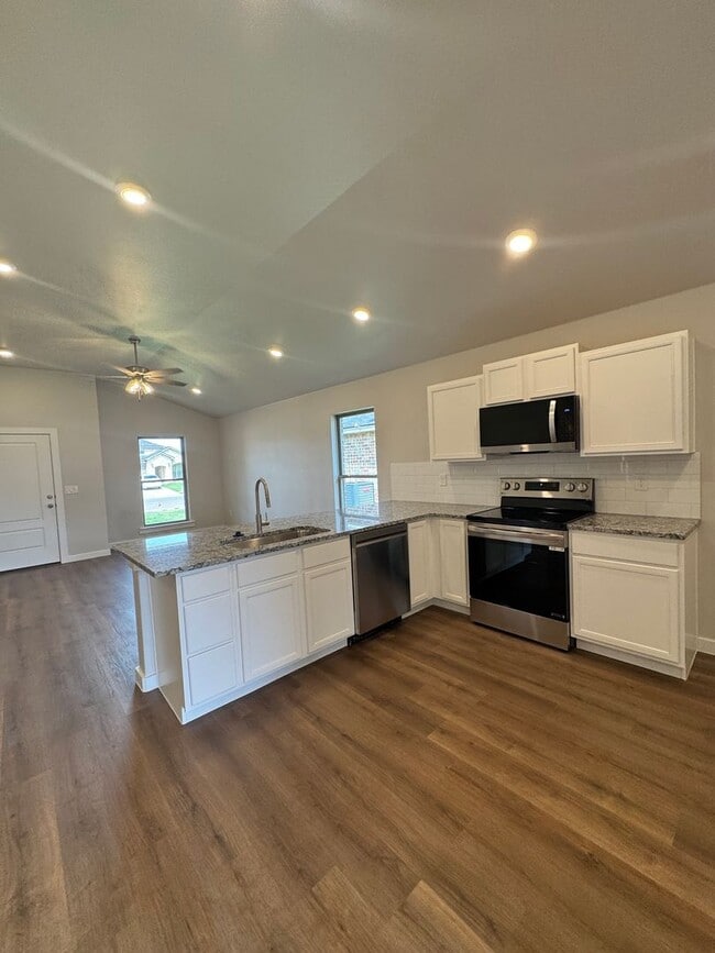 Building Photo - Brand New Construction 3/2/2 in Homestead!!!