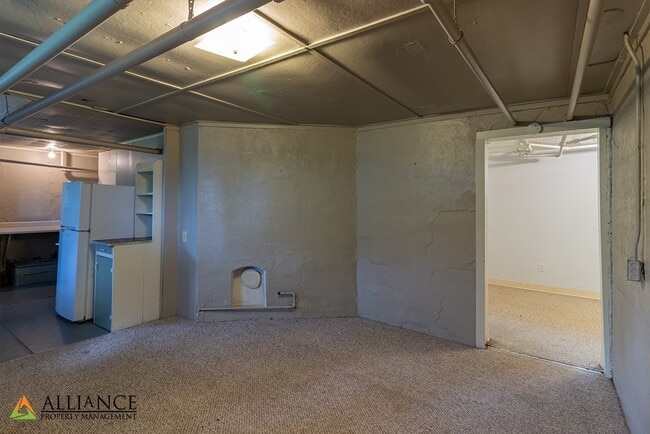 Building Photo - Fifteenth St. 344 N.