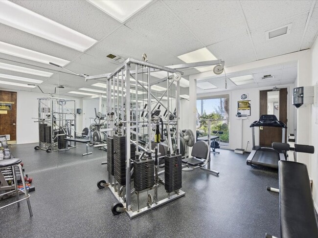 Building Photo - 3604 W Estates Ln