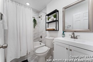 Building Photo - 338 Tomrob Dr