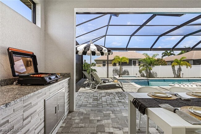 Building Photo - 1923 SW 27th Terrace