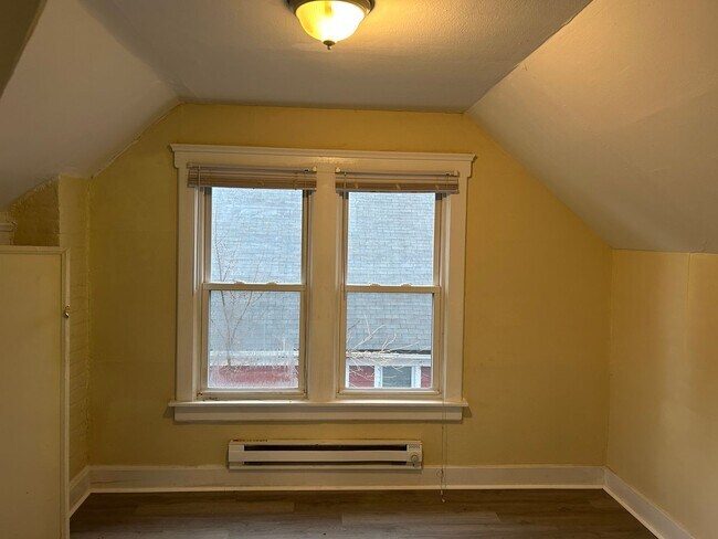 Building Photo - 2681 E 126th St