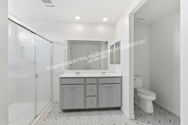 Building Photo - 7842 S New Strike Way