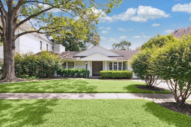 Primary Photo - 4025 Essex Ln