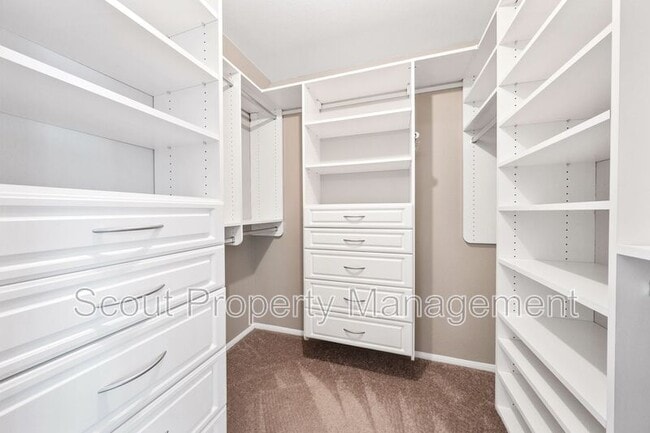 Building Photo - 24576 Jacarte Dr