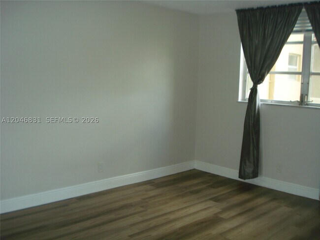 Building Photo - 408 NW 68th Ave