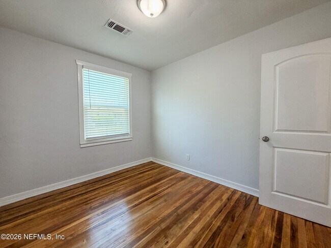 Building Photo - 1368 Rensselaer Ave