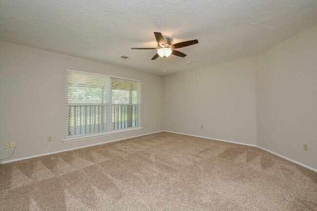 Building Photo - 2119 Landcircle Ct