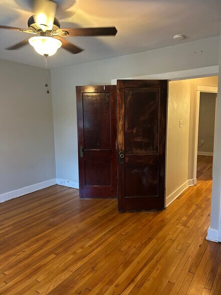 Building Photo - 5848 Burchfield Ave