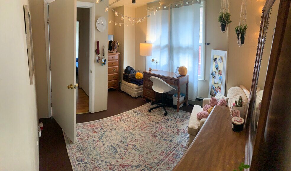 Main Floor Bedroom 2 - 683 Willey St