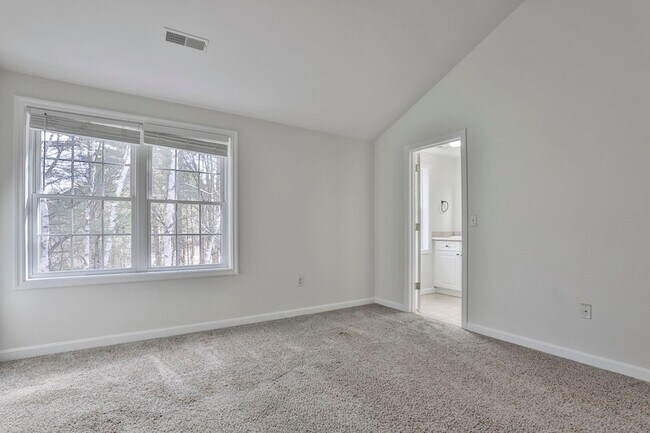 Building Photo - 92 Barrington Ave